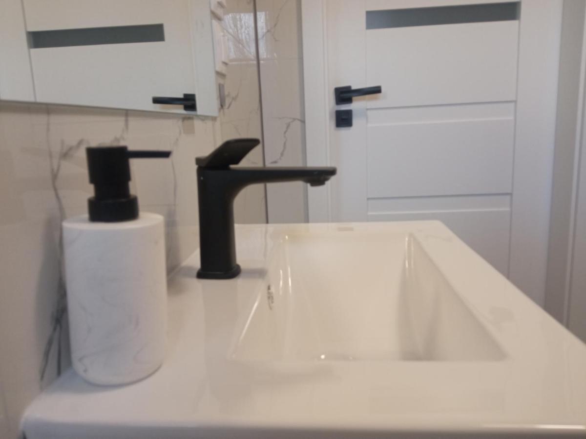 Apartament Wolnosci Jelenia Góra Екстериор снимка